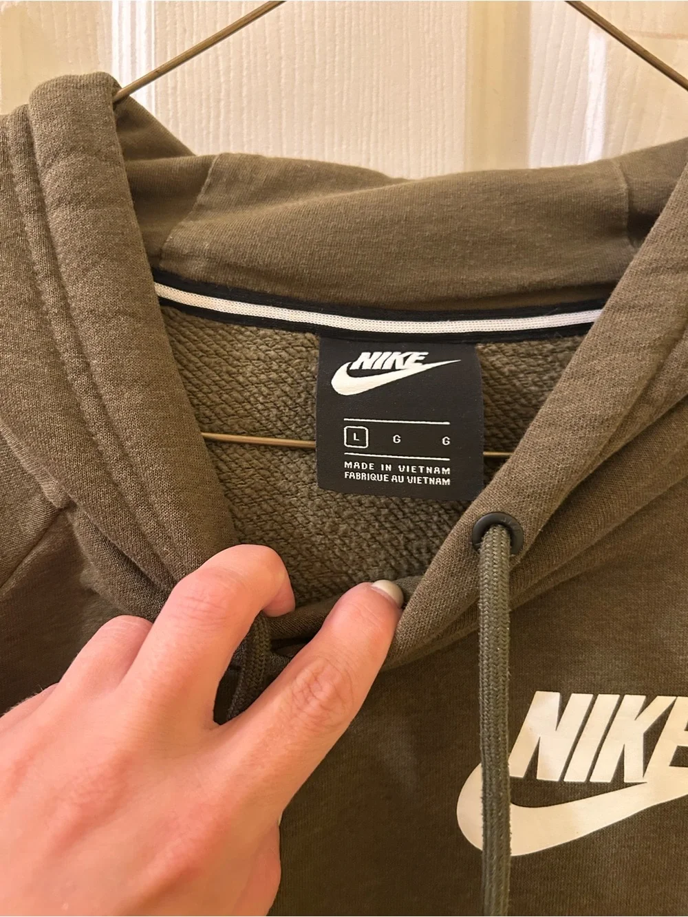 Nike women’s Olive Pullover Hoodie Sweatshirt